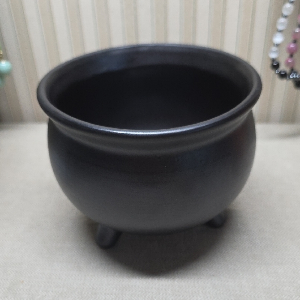 Threshold Black Stoneware Three-Leg Cauldron Candy Bowl